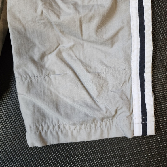Children's place Grey athletic windbreaker track pants Size 6-9 mo - Picture 5 of 12